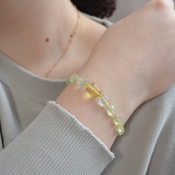 Hand Knotted Gemstone Bracelet with Lemon Quartz and Prehnite - Picture 2 of 11